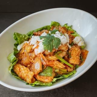 Pad Kua Talay (Mixed Seafood)